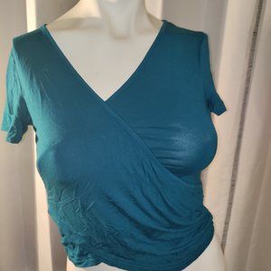 Vetior - Cute Short-sleeve Crop Top